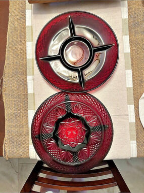 Mid-century Anchor Hocking "Royal Ruby" glass serving dishes. Set of 2